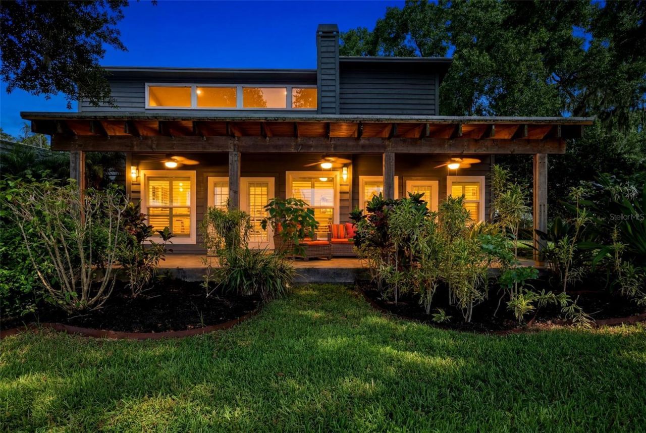 708 Warren Road , Lutz, FL 33548 Photo