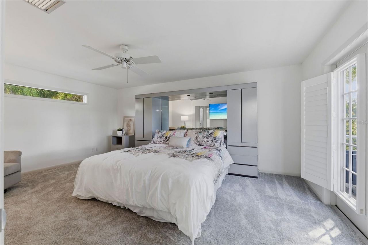 708 Warren Road , Lutz, FL 33548 Photo