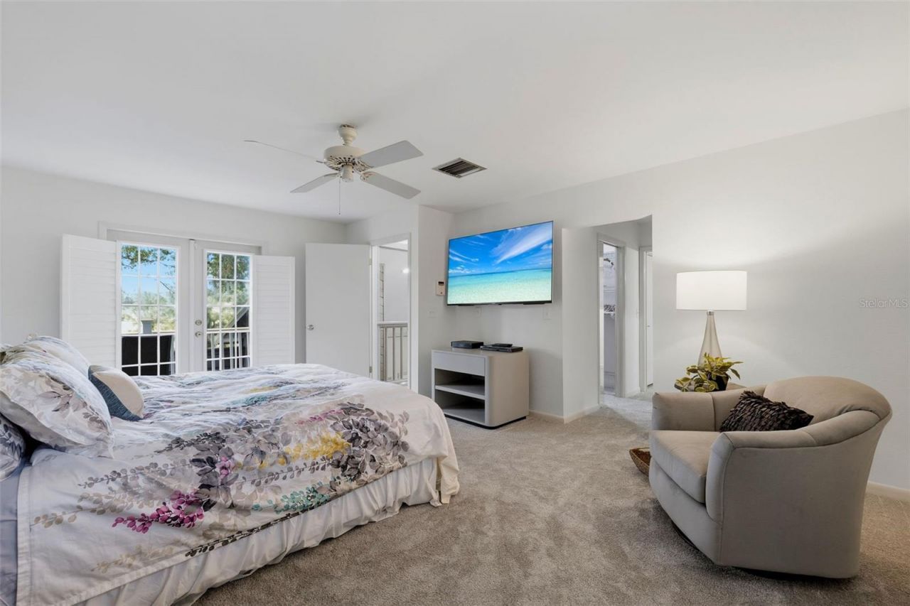 708 Warren Road , Lutz, FL 33548 Photo