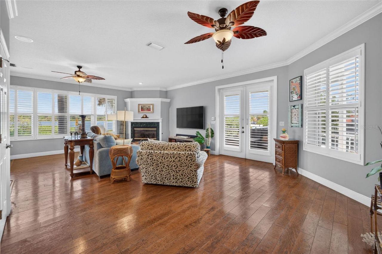 339 Manatee Lane, Tarpon Springs, FL 34689 Photo