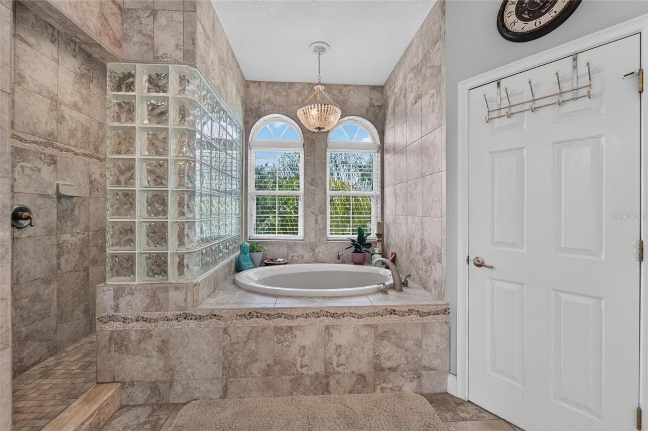 339 Manatee Lane, Tarpon Springs, FL 34689 Photo
