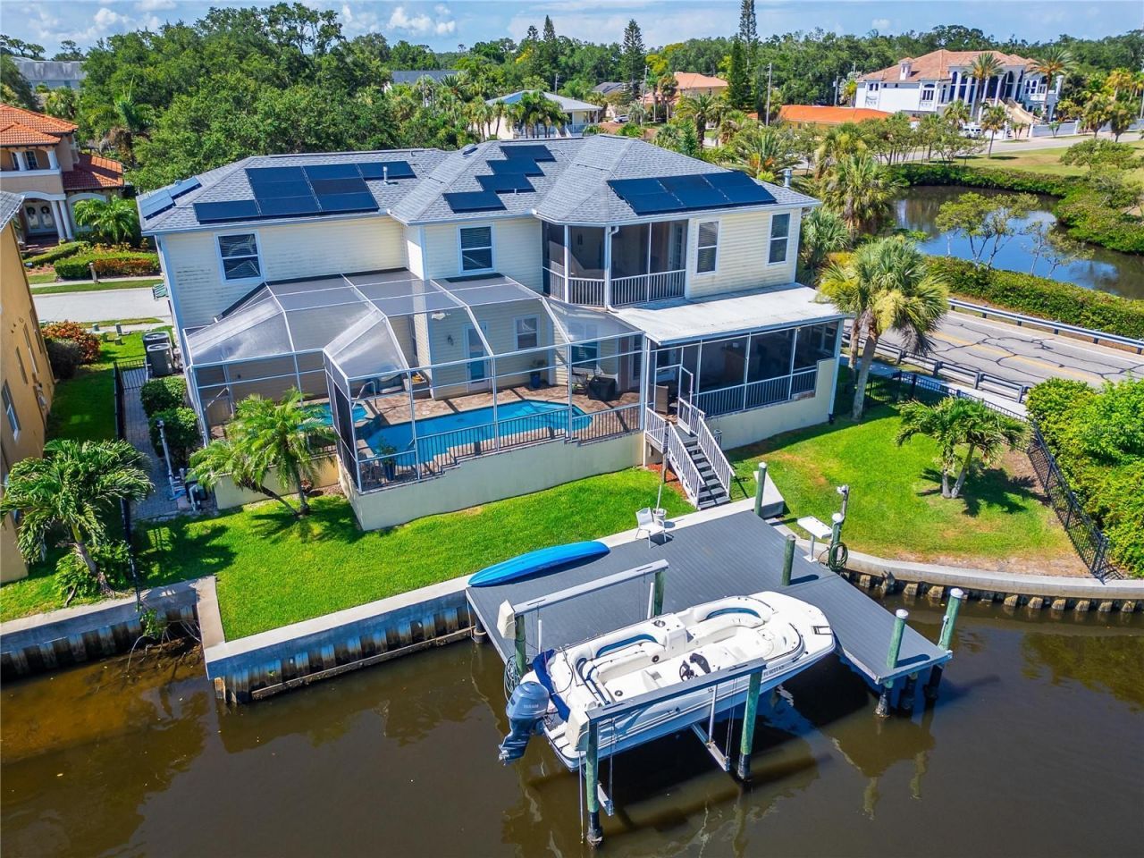 339 Manatee Lane, Tarpon Springs, FL 34689 Photo