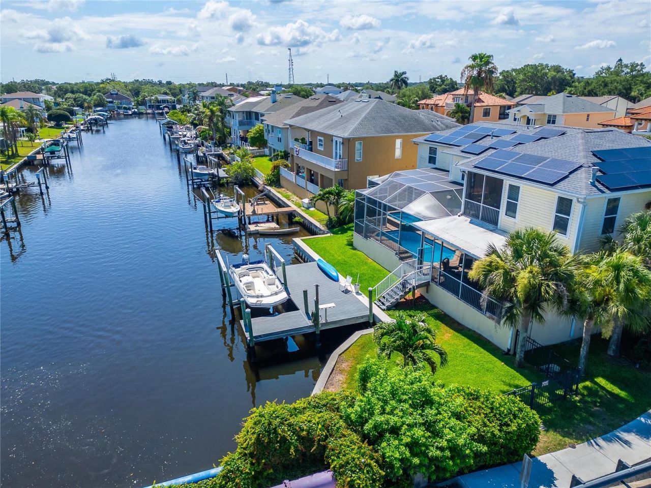 339 Manatee Lane, Tarpon Springs, FL 34689 Photo