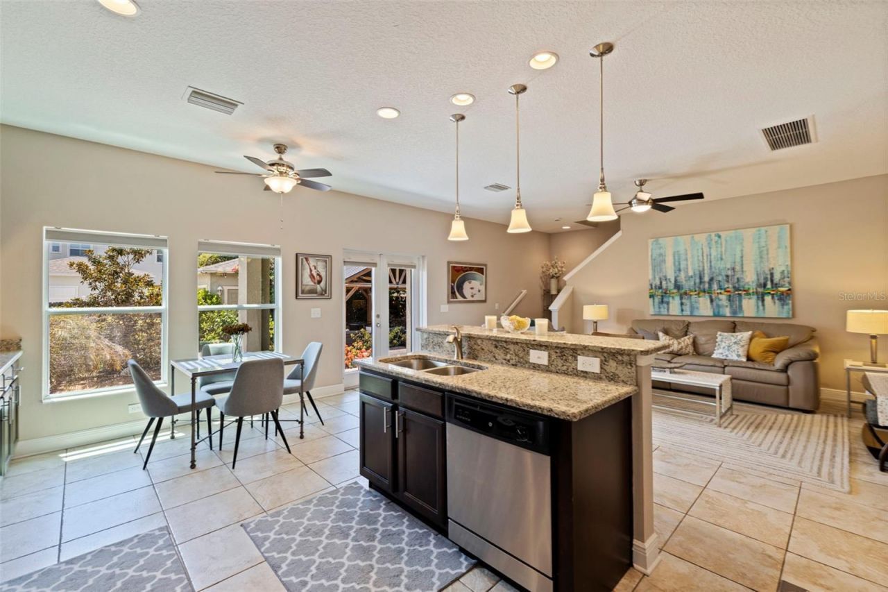 1110 10th Street N, Saint Petersburg, FL 33705 Photo