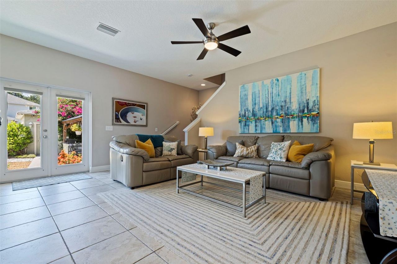 1110 10th Street N, Saint Petersburg, FL 33705 Photo