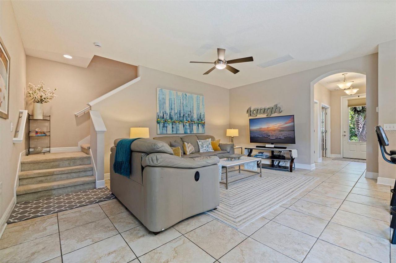 1110 10th Street N, Saint Petersburg, FL 33705 Photo