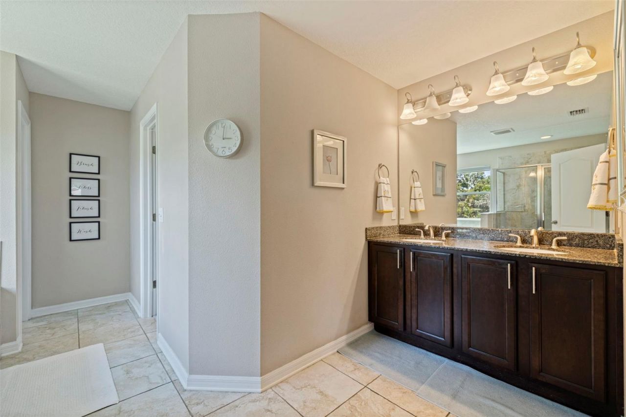 1110 10th Street N, Saint Petersburg, FL 33705 Photo