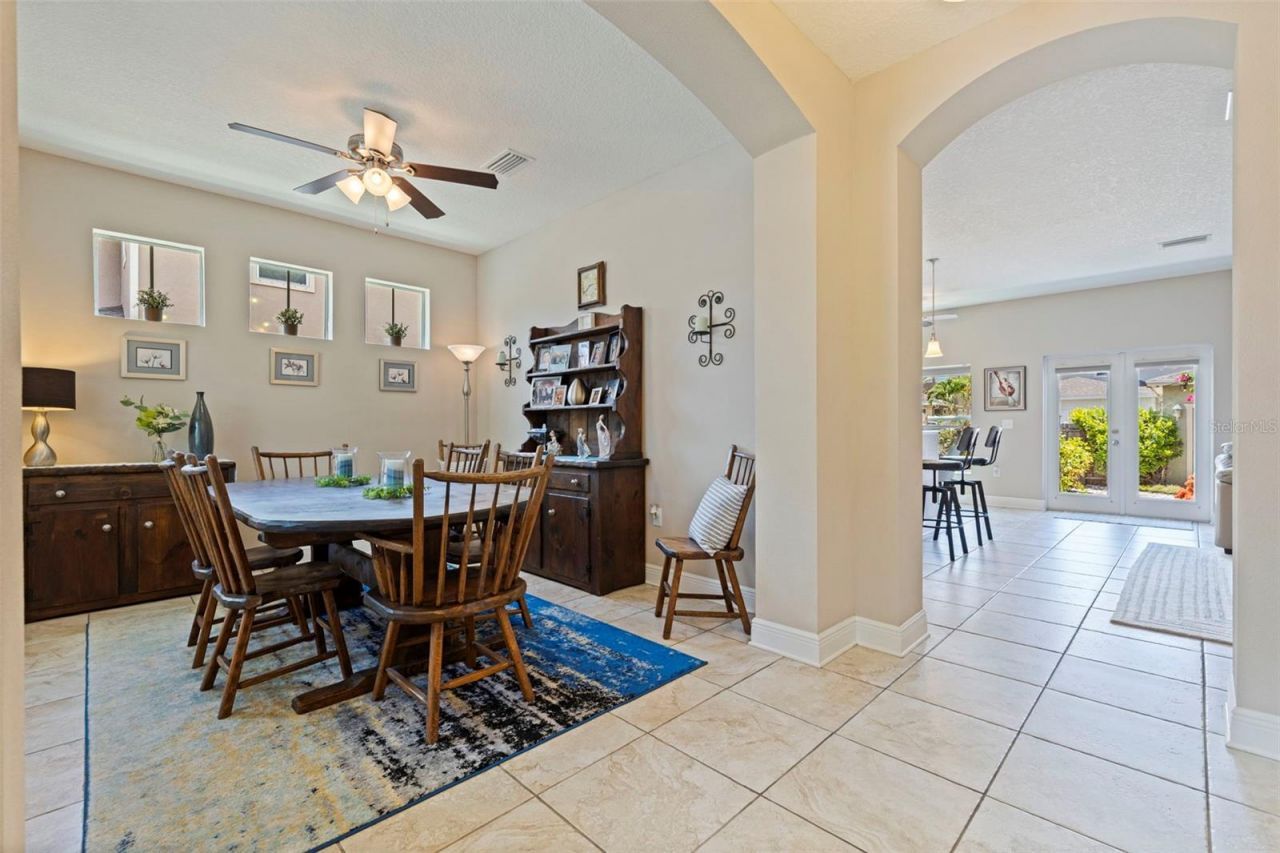 1110 10th Street N, Saint Petersburg, FL 33705 Photo
