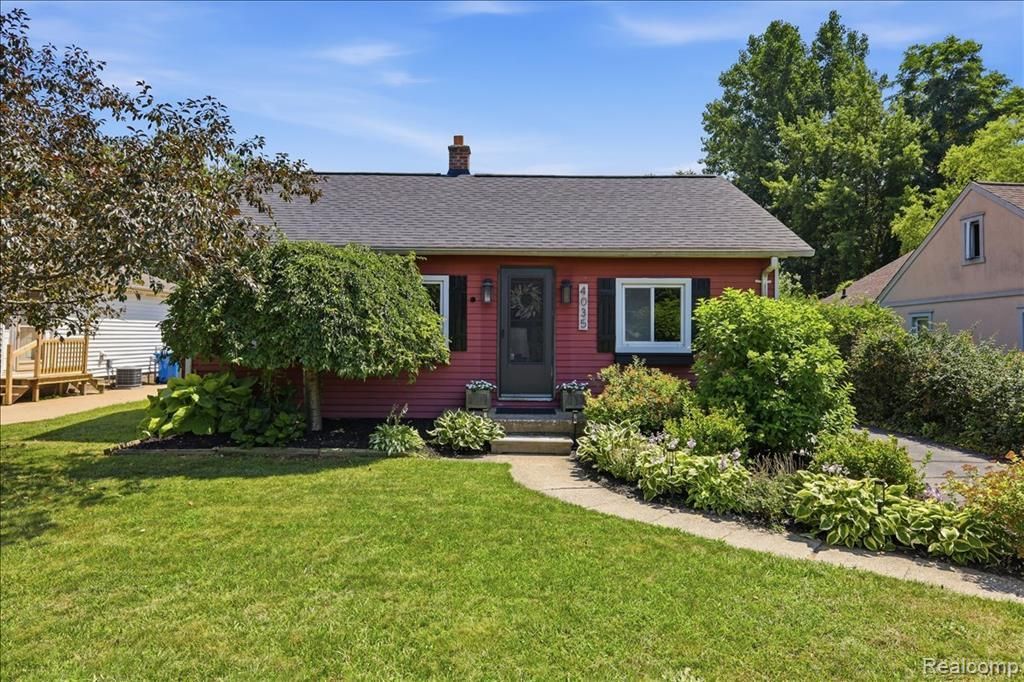 4035 Island Park Drive, Waterford Township, MI 48329 Main Photo