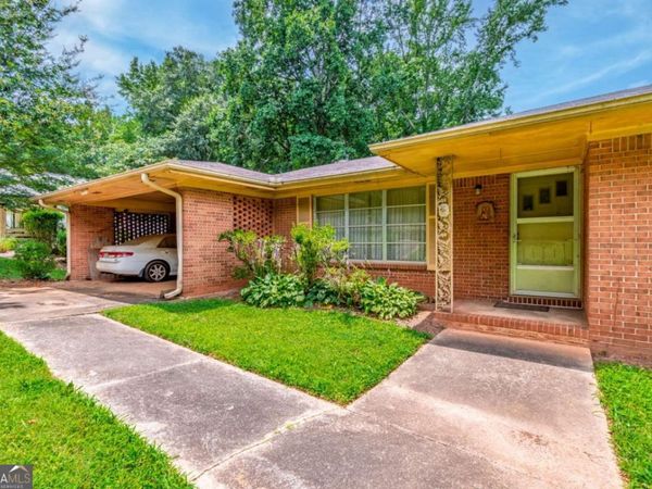 3057 Thrasher Circle, Decatur, GA 30032