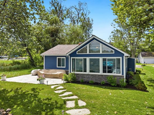 6110 S 520 E, Wolcottville, IN 46795