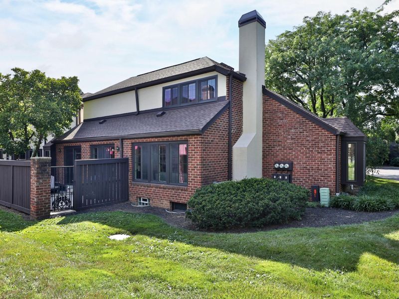 254 Saint Antoine Street , Columbus, OH 43085 Photo 46