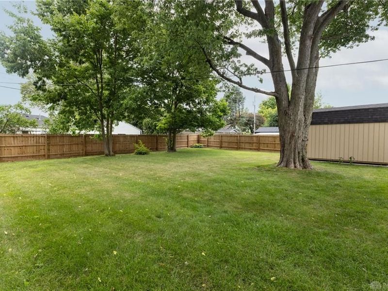 1438 Covent Road, Troy, OH 45373 Photo 14