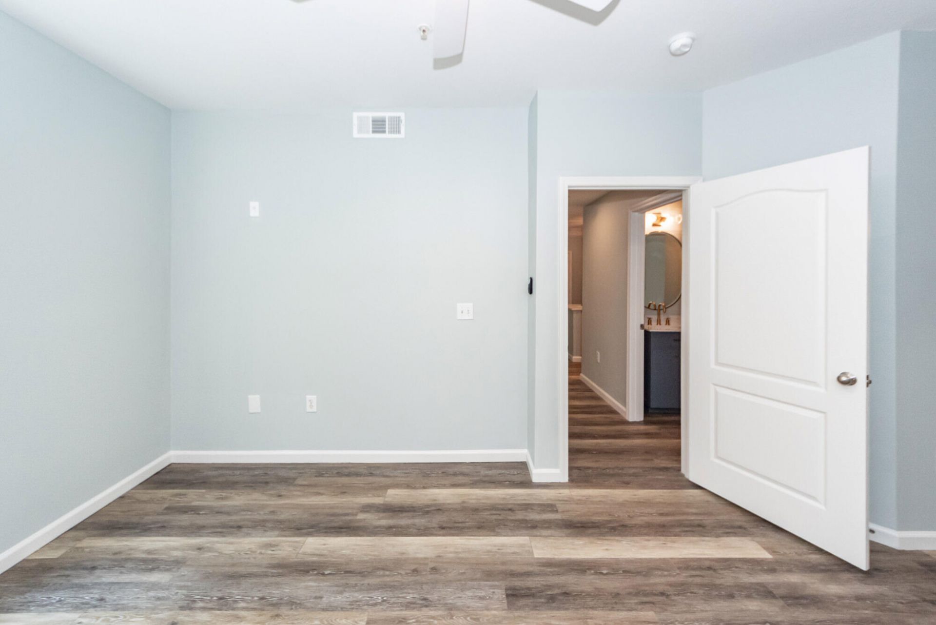 1300 Park West Boulevard Photo 14