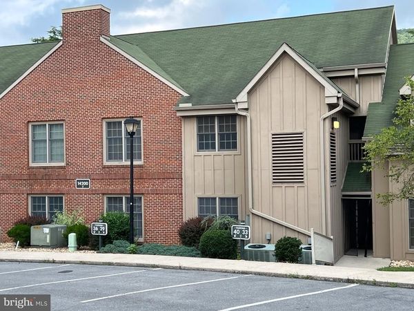 14200 NORTHERN LIGHTS DRIVE , Unit 32, MERCERSBURG, PA 17236