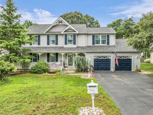 8 HILLCREST LANE , TUCKERTON, NJ 08087