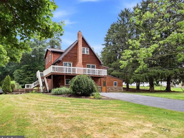 260 PLEASANT HILL ROAD , LEWISBERRY, PA 17339