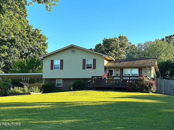 2317 Roundtree Rd, Knoxville, TN 37923