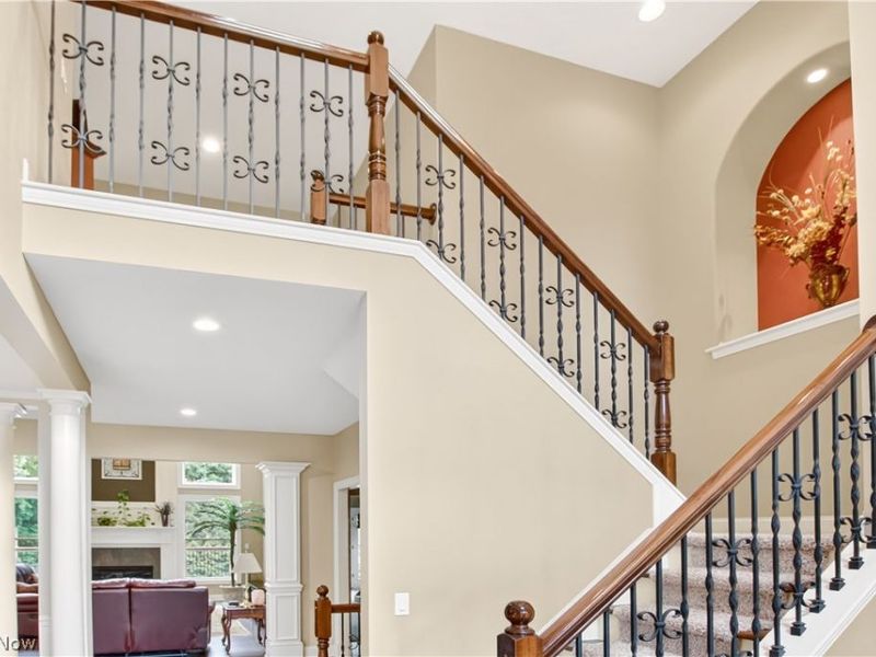 2307 Angela Vista Drive, Hinckley, OH 44233 Photo 17