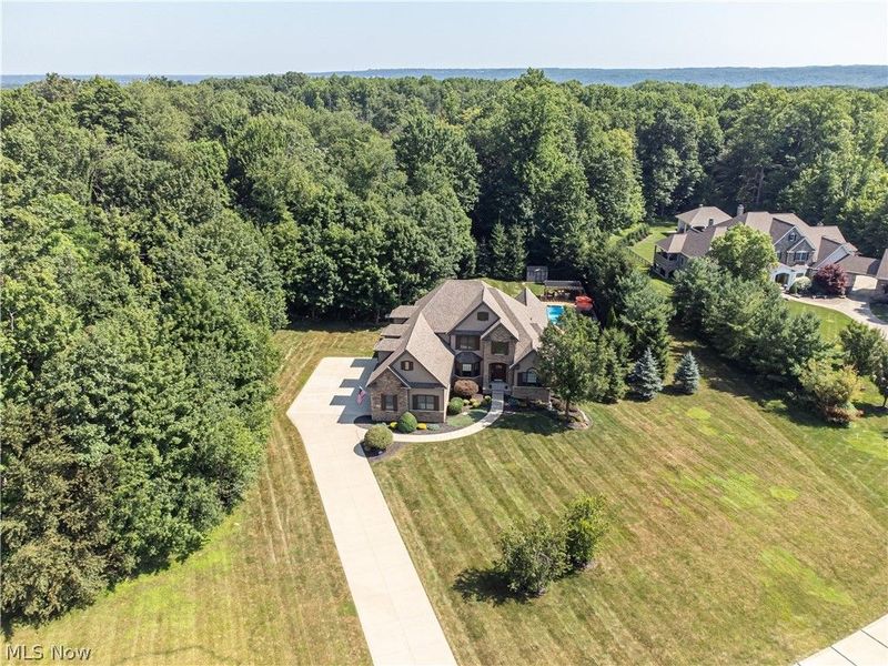 2307 Angela Vista Drive, Hinckley, OH 44233 Photo 4