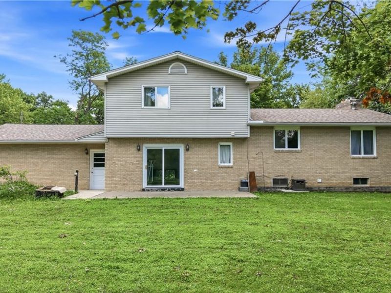 7085 Sunnydell Drive, Brookfield, OH 44403 Photo 29