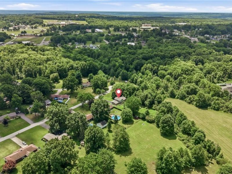 7085 Sunnydell Drive, Brookfield, OH 44403 Photo 33
