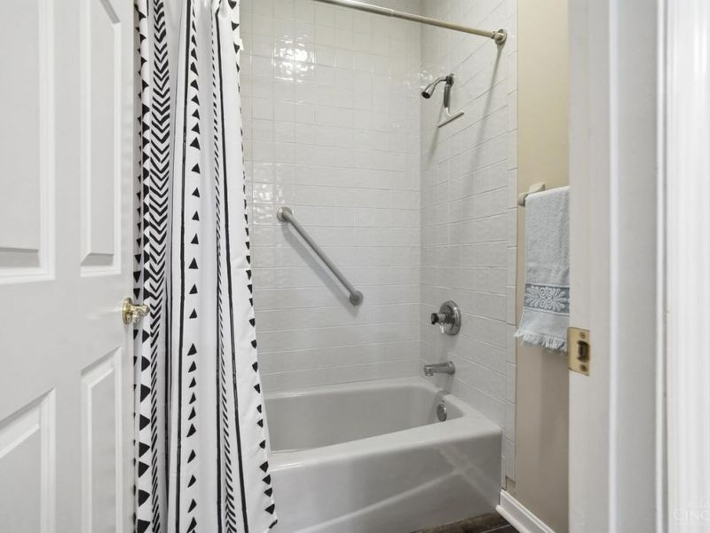 795 Windings Lane, Cincinnati, OH 45220 Photo 54