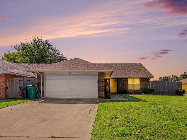 12288 SW 11th Street, Yukon, OK 73099