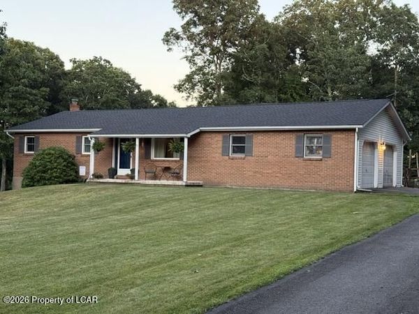 825 Jesse Road, Plymouth, PA 18651