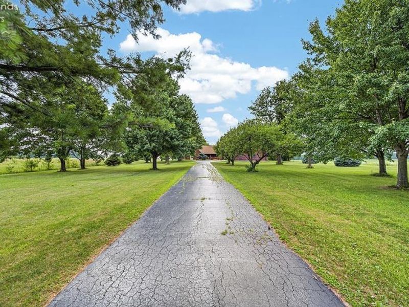 6428 County Road 330, Fostoria, OH 44830 Photo 2