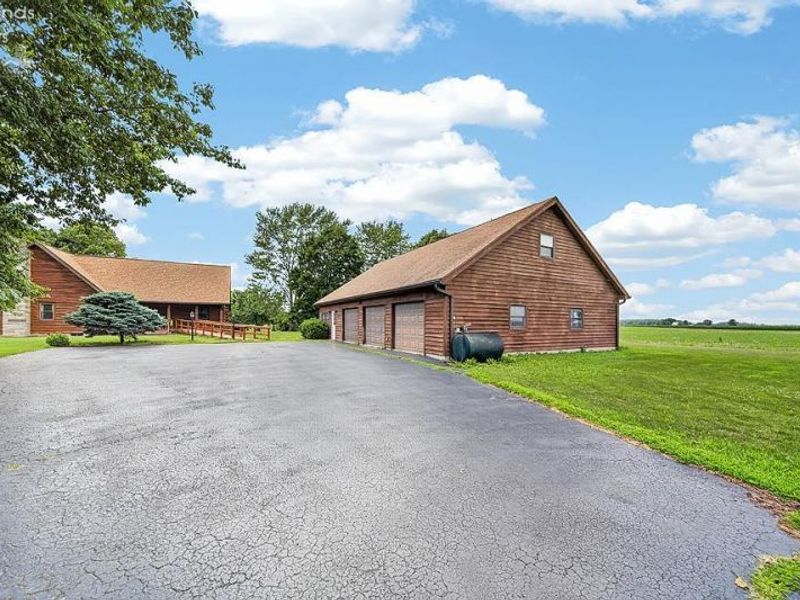 6428 County Road 330, Fostoria, OH 44830 Photo 3