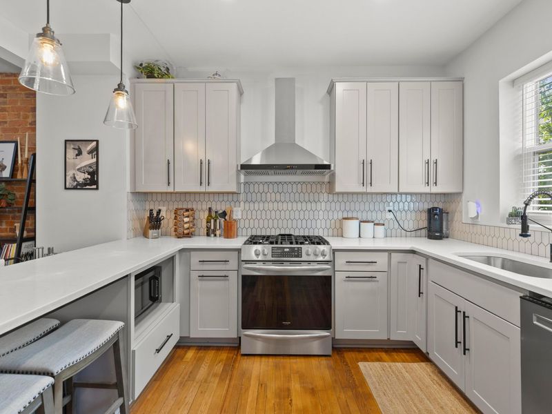 393 W 2nd Avenue, Unit 393, Columbus, OH 43201 Photo 3