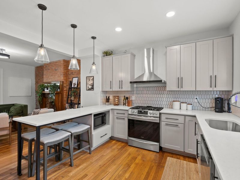 393 W 2nd Avenue, Unit 393, Columbus, OH 43201 Photo 3