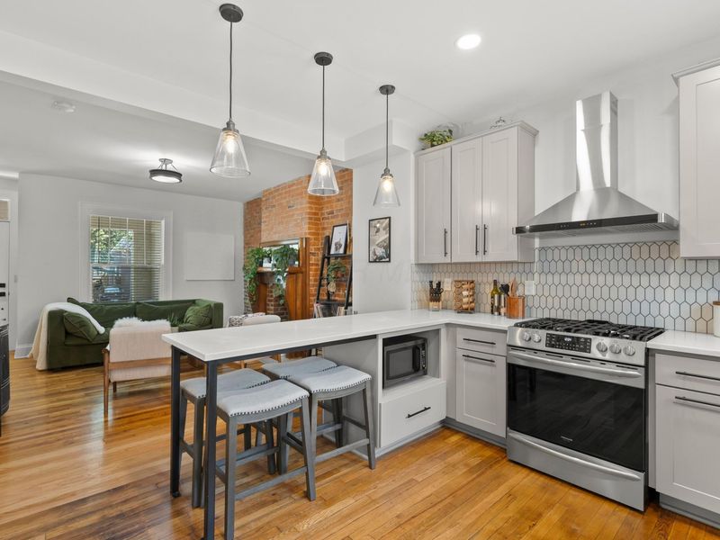 393 W 2nd Avenue, Unit 393, Columbus, OH 43201 Photo 4