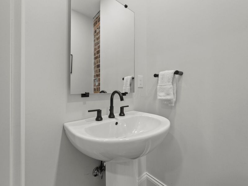 393 W 2nd Avenue, Unit 393, Columbus, OH 43201 Photo 8