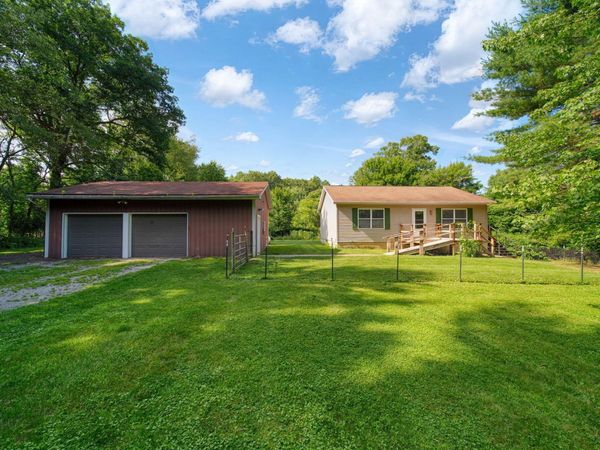 9130 Gordon Road, Parma, MI 49269