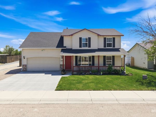 2067 W Hedgerow St, Kuna, ID 83634
