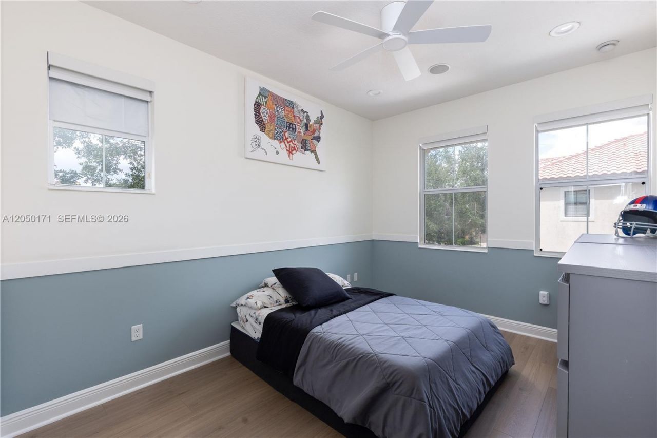 3300 NW 126th Ter, Sunrise, FL 33323 Photo