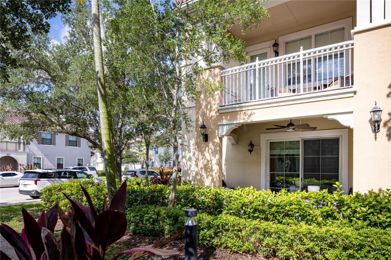 3300 NW 126th Ter, Sunrise, FL 33323 Photo
