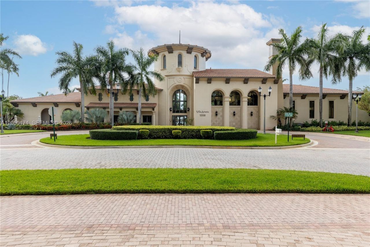 3300 NW 126th Ter, Sunrise, FL 33323 Photo