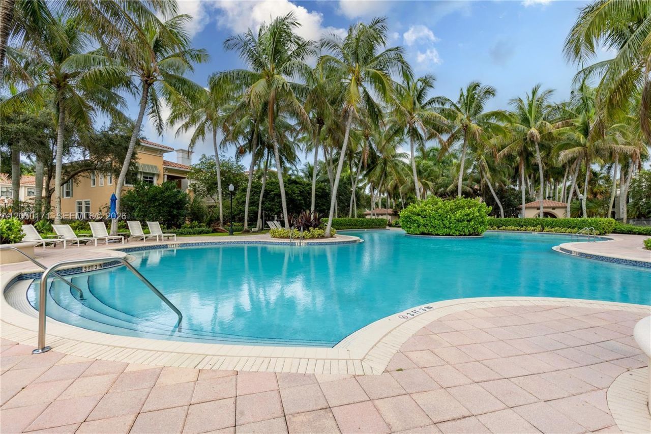 3300 NW 126th Ter, Sunrise, FL 33323 Photo