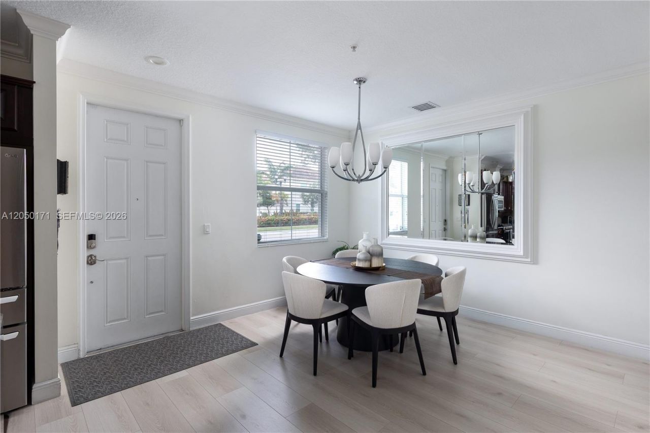 3300 NW 126th Ter, Sunrise, FL 33323 Photo