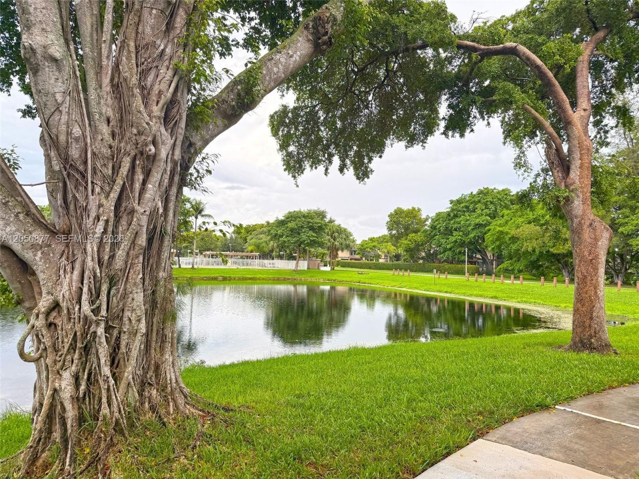 2451 NW 96th Ter , Unit 21B, Pembroke Pines, FL 33024 Photo
