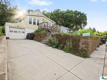 2024 N 67th Street, Omaha, NE 68104