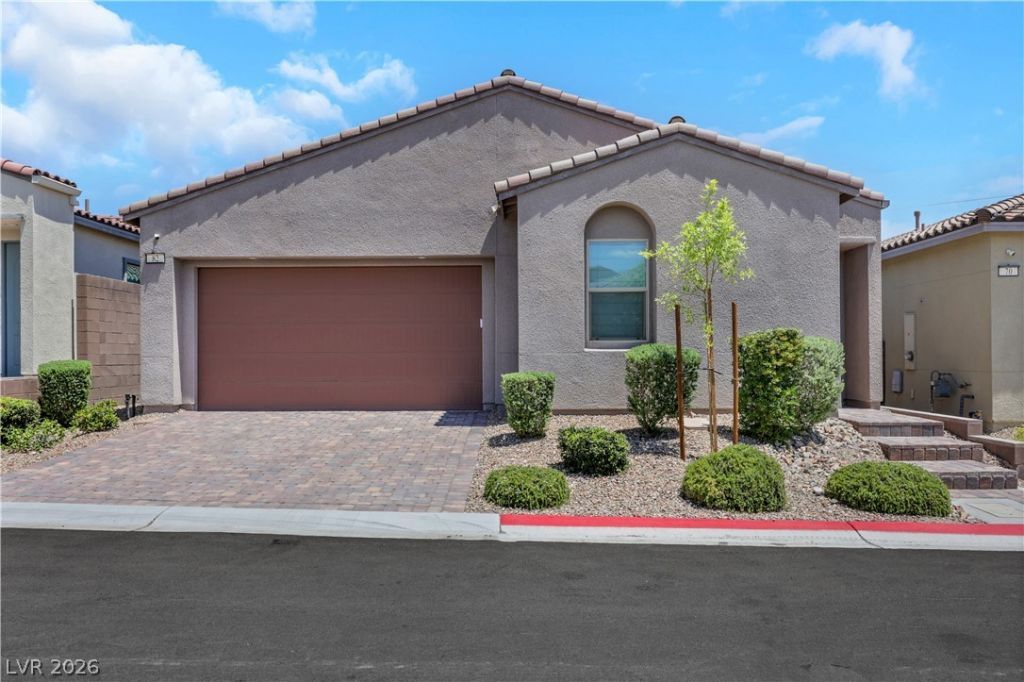 82 Nine Mile Creek Drive , Las Vegas, NV 89138 Main Photo