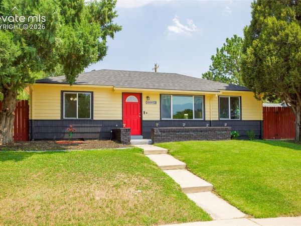 2207 N Union Boulevard, Colorado Springs, CO 80909