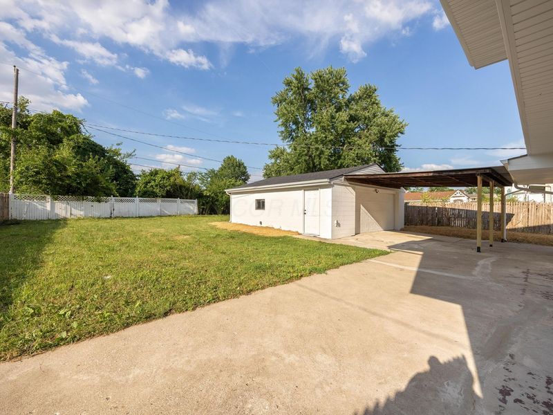 876 Grenada Road, Columbus, OH 43207 Photo 46