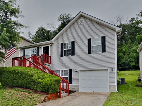 649 Belgium Dr, Hermitage, TN 37076
