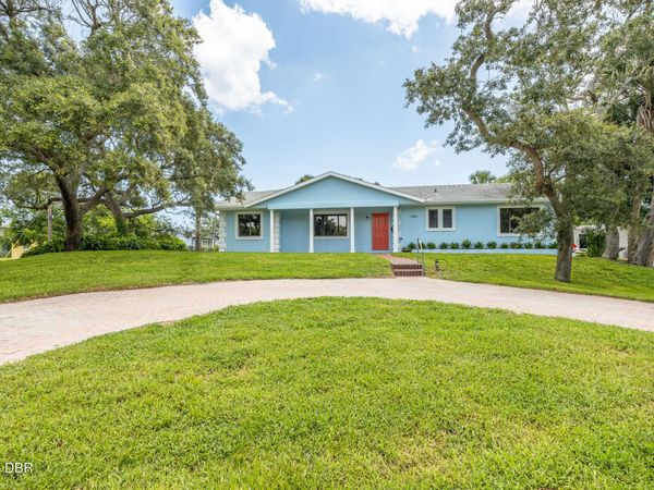 1460 N Peninsula Drive, Daytona Beach, FL 32118