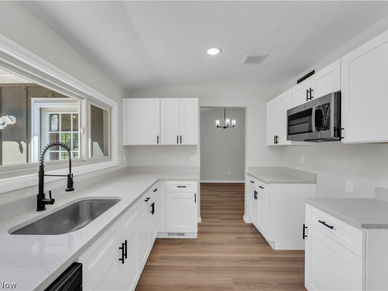 568 Huntley Court, Bay Village, OH 44140 Photo 15
